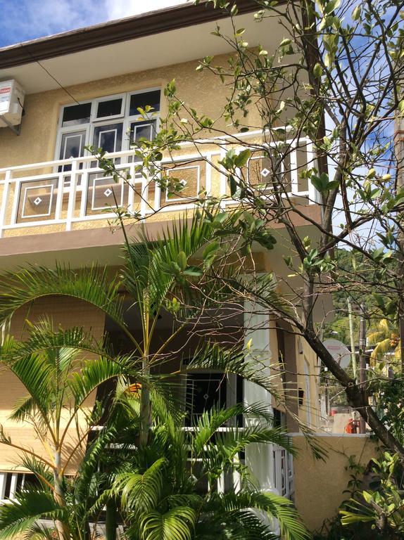 La Casa Mia Guesthouse 라 골레트 외부 사진